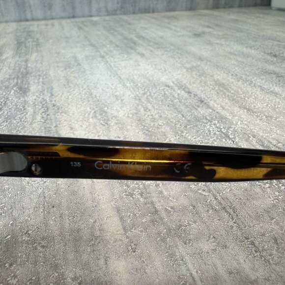 Calvin Klein Sunglasses R710S 206 Tortoise 58 [] 16 135 Light Scratches Frames - Picture 7 of 13